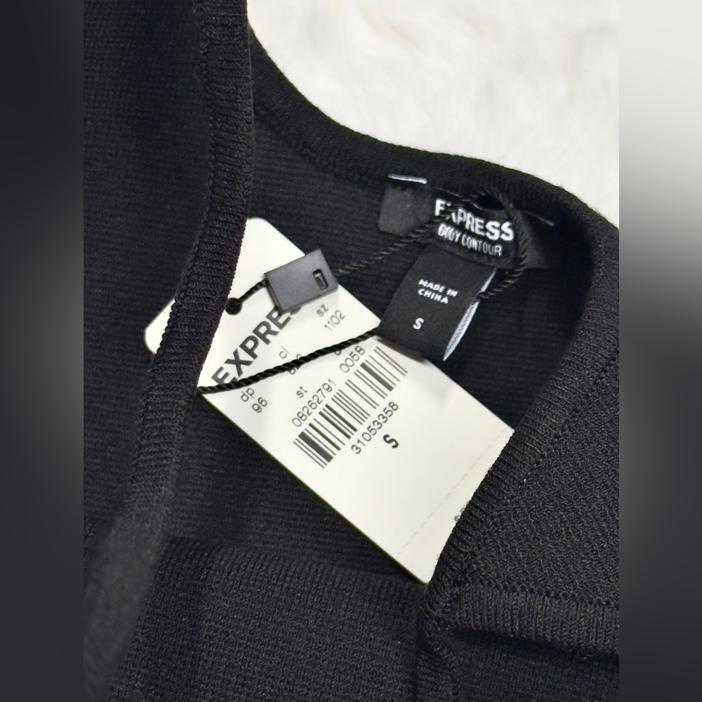 NWT EXPRESS BODY CONTOUR SWEETHEART CROPPED SWEATER CAMI - Picture 3 of 5